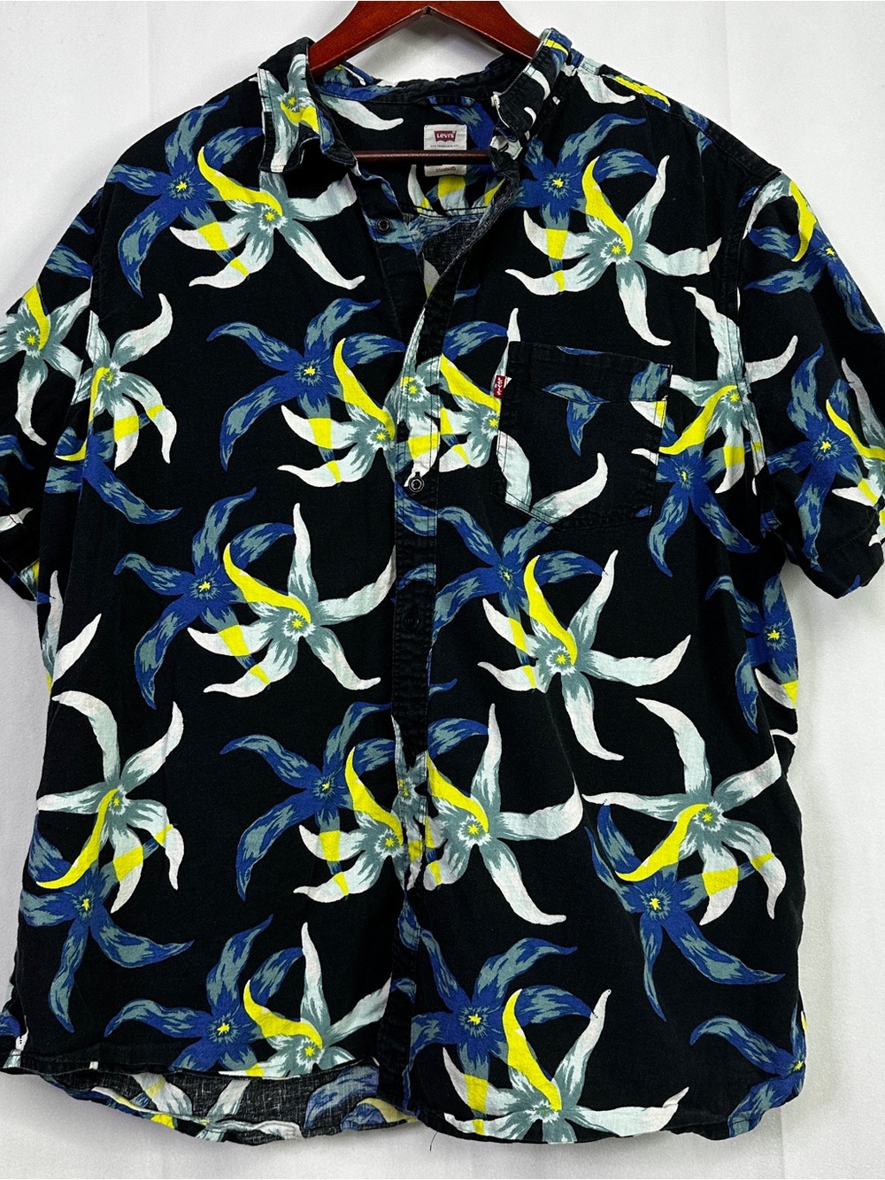 Levi’s Button Down Standard Fit Floral Men’s XXL Hemp Up Black Tropical
